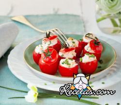 Tomates cherry con relleno de mar