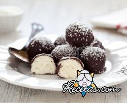 Trufas de coco y chocolate