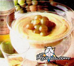 Uvas en crema de sauternes