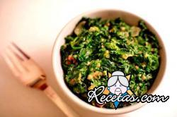Verdes al gratin con nueces