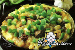 Omelette con hígado y cebolla de verdeo