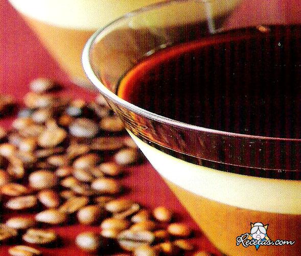 Panna cotta de café, chocolate y limón