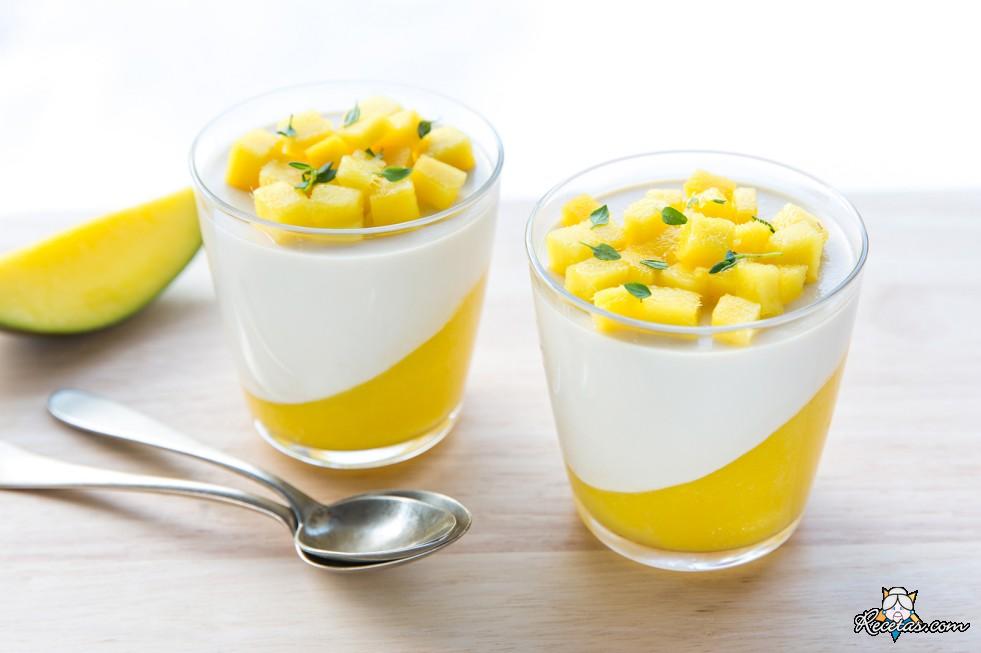Panna cotta de mango