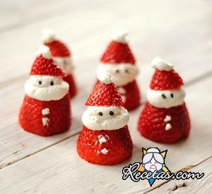 Papa Noel con fresas y nata