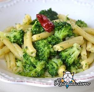 Pasta con brócoli
