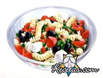 Ensalada de pasta mediterránea