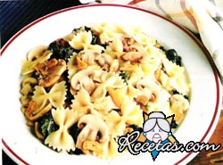 Pasta corta con salsa de verduras