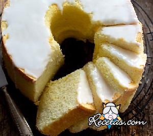 Pastel chiffon de limón
