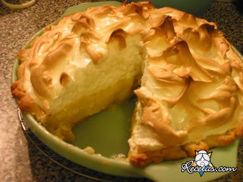 Pastel de limón merengado