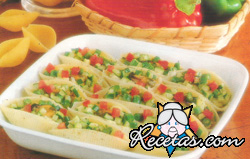 Pasta rellena de verduras al horno