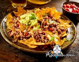 Pechuga de pollo con nachos