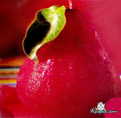 Peras a la frambuesa