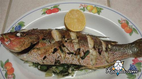Pescado relleno