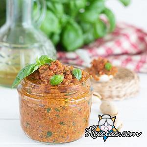 Pesto de tomates secos y pistachos