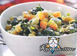 Pilaf de garbanzos, burgol y acelgas