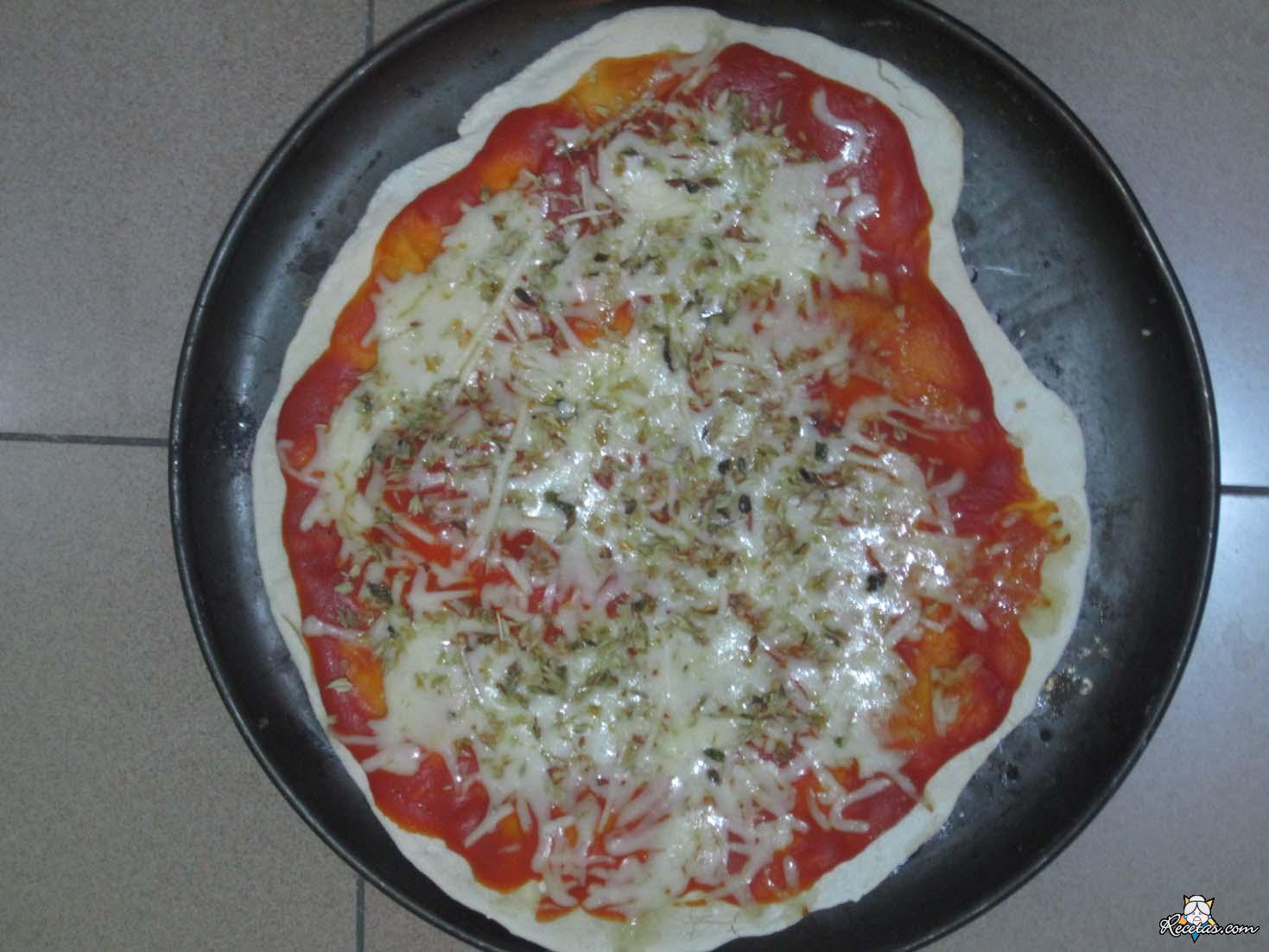 Pizza margarita casera