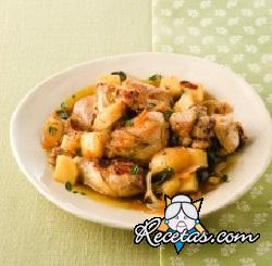 Pollo al coñac con naranjas y cebollas