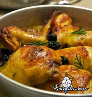 Pollo con naranjas y olivas