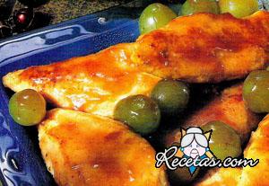 Pollo en salsa de uvas