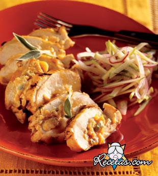 Pollo relleno con manzanas