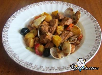 Cerdo a la alentejana