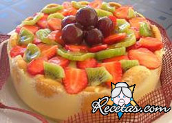 Postre frutal cremoso
