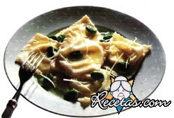 Ravioli de ricota con verduritas