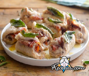 Rollitos de cerdo con tocino y salvia