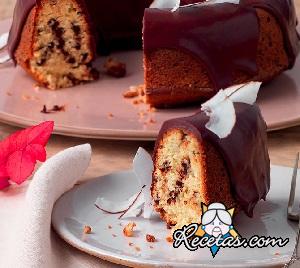 Rosca de coco con chispas de chocolate