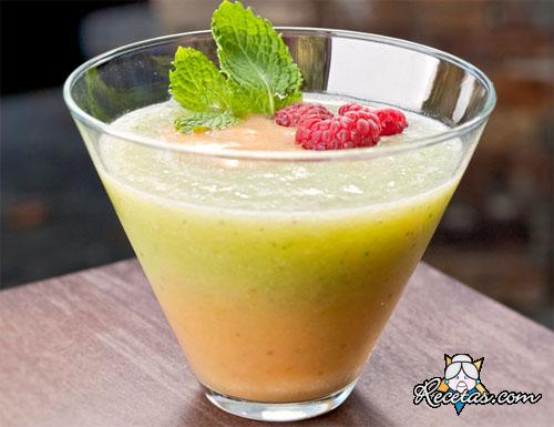 Sopa de melón y menta