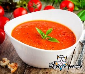 Sopa de pan y tomate