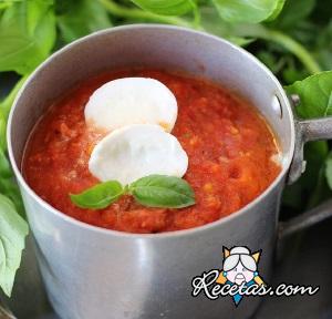 Sopa de tomates asados