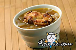 Sopa de frijoles verdes con costilla