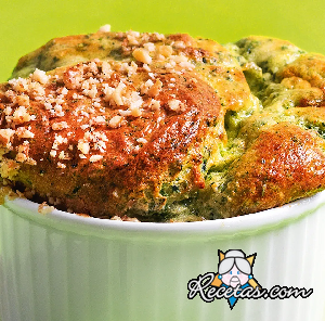 Soufflé de espinacas, queso azul y nueces