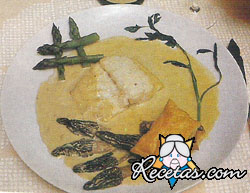 Supremas de dorada con colmenillas a la crema