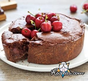 Tarta de chocolate y cereza
