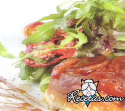 Tarta tatin de peras y queso de cabra