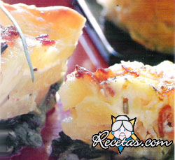 Tarteletas de hojaldre con papas y re...