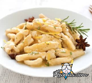 Tiras de pollo con limón, miel y romero