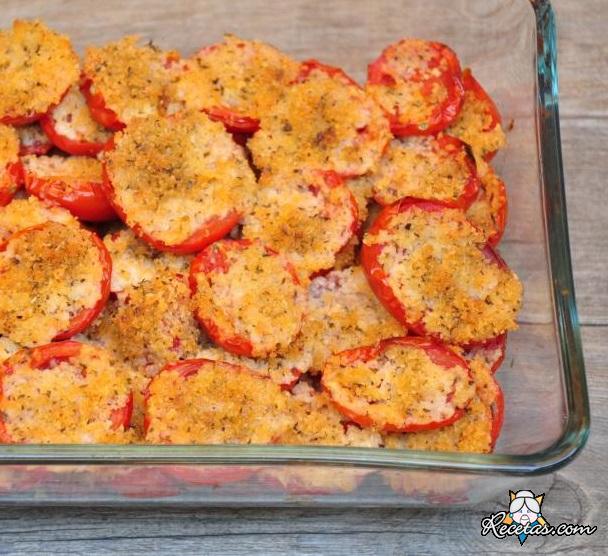 Tomates gratinados con orégano