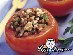 Tomates rellenos calientes