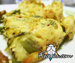 Tortilla de cebolla y hierbas aromáticas