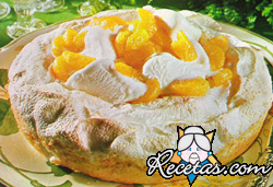 Tarta de merengue y helado