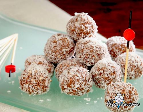 Trufas de dulce de leche y coco