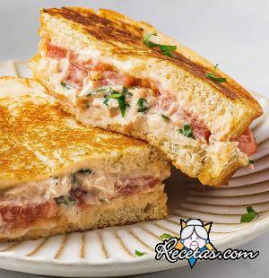 Tuna Melt (sándwich americano de atún)