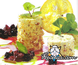 Turrón helado en costra de avellanas y almendras