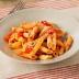 Sabrosa pasta con tomates frescos