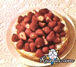 Vol-au-vent de frutillas y helado